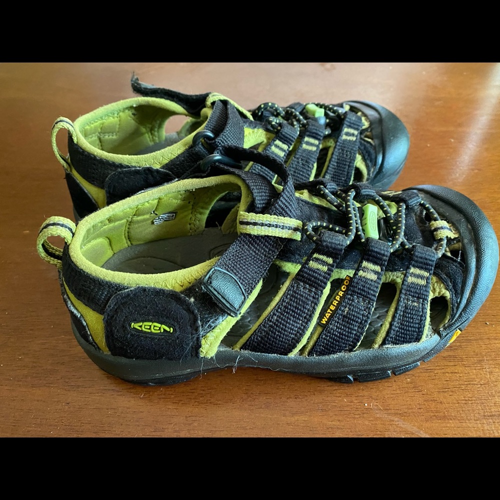 Keen Newport Sandals size 12